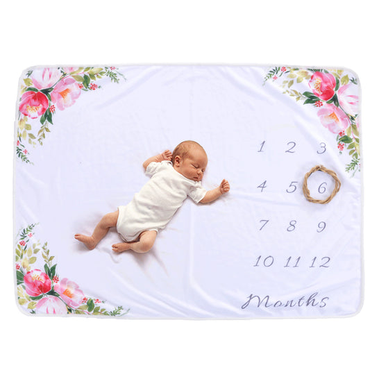 Baby monthly milestone fleece blanket – photo 1