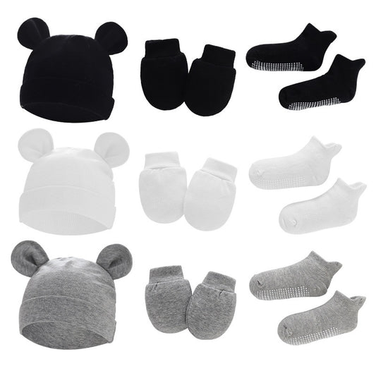 Newborn cotton hat, mittens and socks set – photo 1