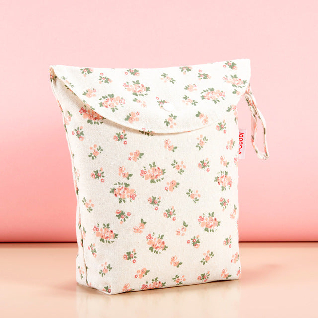 Waterproof Wet & Dry Bag – Reusable Bag for Cloth Diapers & Wet Clothes