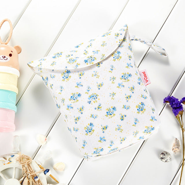 Waterproof Wet & Dry Bag – Reusable Bag for Cloth Diapers & Wet Clothes