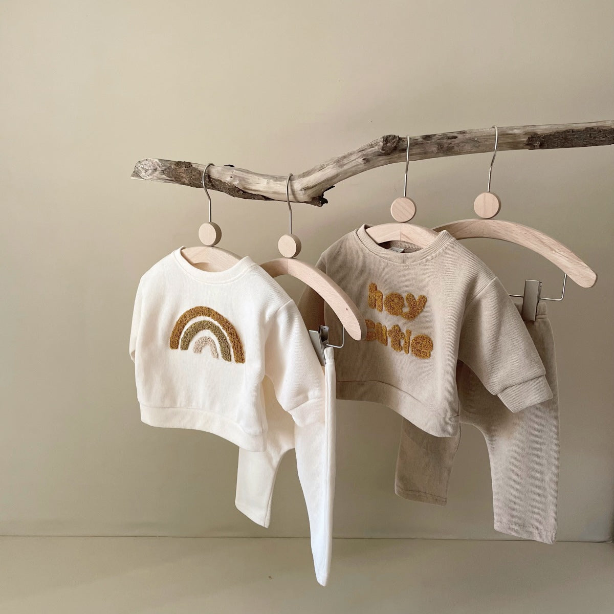 Alphabet embroidery baby two-piece set - BabyGroove