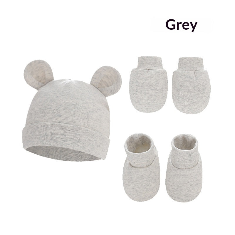Newborn cotton hat, mittens and socks set – photo 9